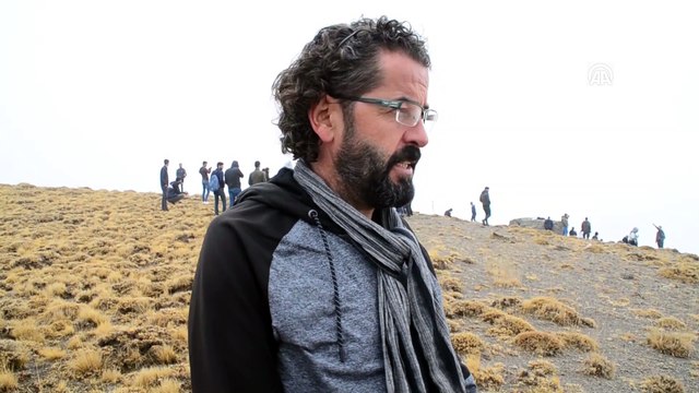 Doğaseverler 'yeryüzü cenneti Nemrut'a tırmandı - BİTLİS