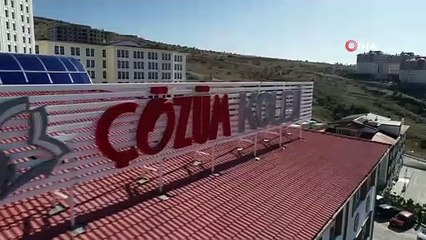 Öğrencilerin ‘Atatürk İmzası’ koreografisi büyük beğeni topladı