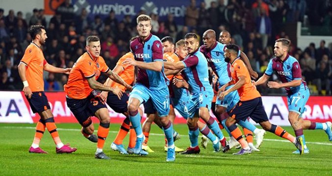 Medipol Başakşehir ile Trabzonspor 2-2 berabere kaldı