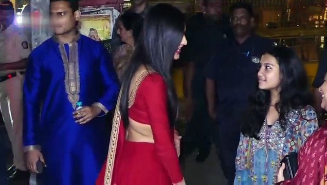 Shahrukh khan With Wife Gauri At Amitabh Bachchan Diwali Party