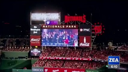 Donald Trump recibe el abucheo del público durante un partido de béisbol