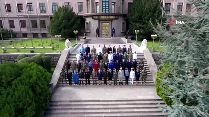 İzmirli gençler, 29 Ekim Cumhuriyet Bayramı için 'Vatan Marşı'nı seslendirdi