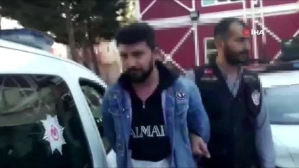 Maltepe'de polisin durdurduğu araçtan 11 paket uyuşturucu çıktı