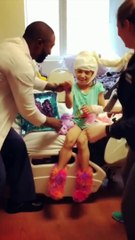 Tony Adkins qué admirable la alegría que transmite a sus pacientes. Sería un...