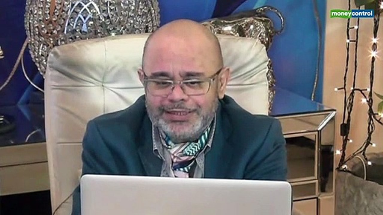 Tecnical Views by Ashwani Gujral, Sudarshan Sukhani, Mitesh Thakkar for short term