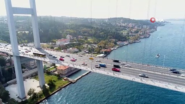 Klasik otomobillerle 15 Temmuz Şehitler Köprüsü’nde Cumhuriyet Konvoyu