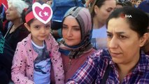 Adana sokaklarını 'Şehitler ölmez vatan bölünmez' sloganıyla inletti