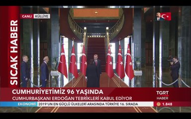 Cumhurbaşkanı Erdoğan Külliye'de Tebrikleri Kabul Etti