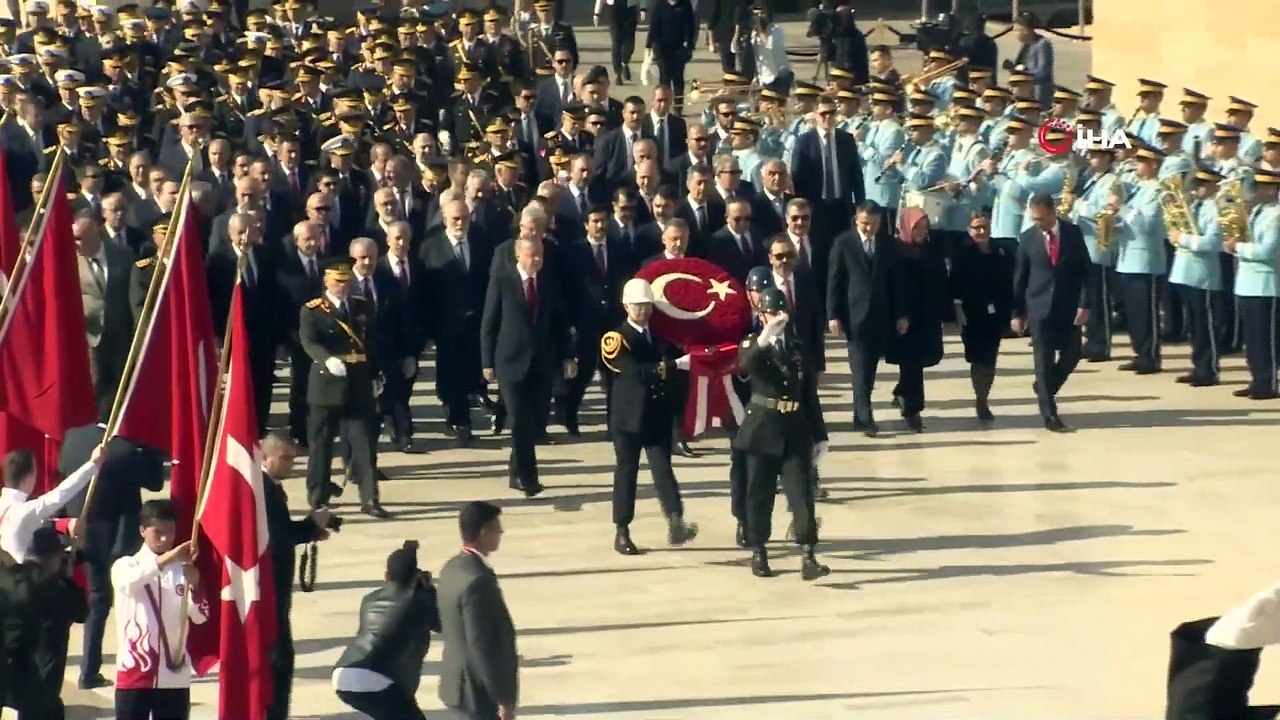 Cumhurbaşkanı Erdoğan ve Beraberindeki Devlet Erkanı Anıtkabir'de