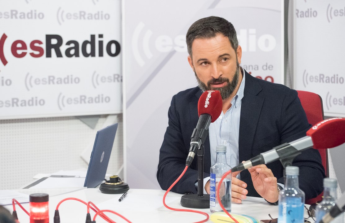 Federico Jiménez Losantos entrevista a Santiago Abascal