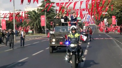 Cumhuriyet Bayramı Vatan Caddesi'nde coşku ile kutlandı