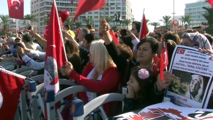 İzmir’de 96. yıl coşkusu