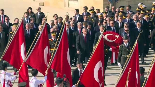 Cumhurbaşkanı Erdoğan ve devlet erkanı Anıtkabir'i ziyaret etti - ANKARA