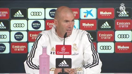 Zidane asegura que Bale "nunca habla de marcharse"