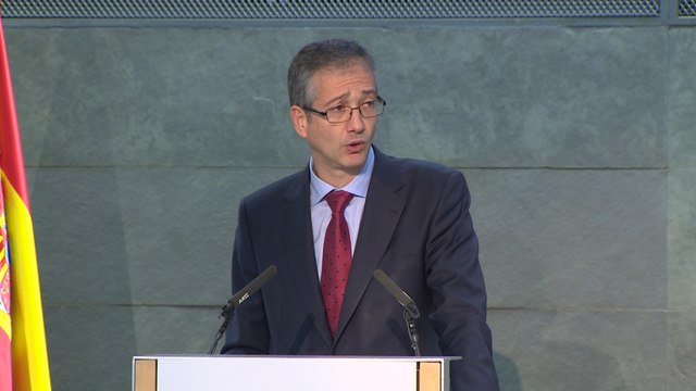 Hernández de Cos pide a los partidos encender las luces largas