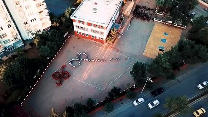 Ortaokul öğrencilerinden 29 Ekim koreografisi