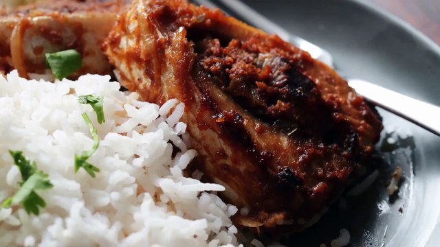 Lebu Ilish Rosha Lemon Marinated Fish with Onions and Green Chili