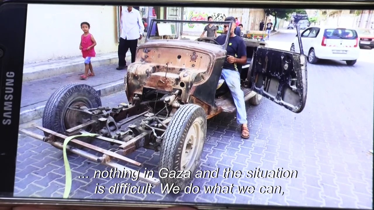 Gaza man wheels and deals to restore classic cars