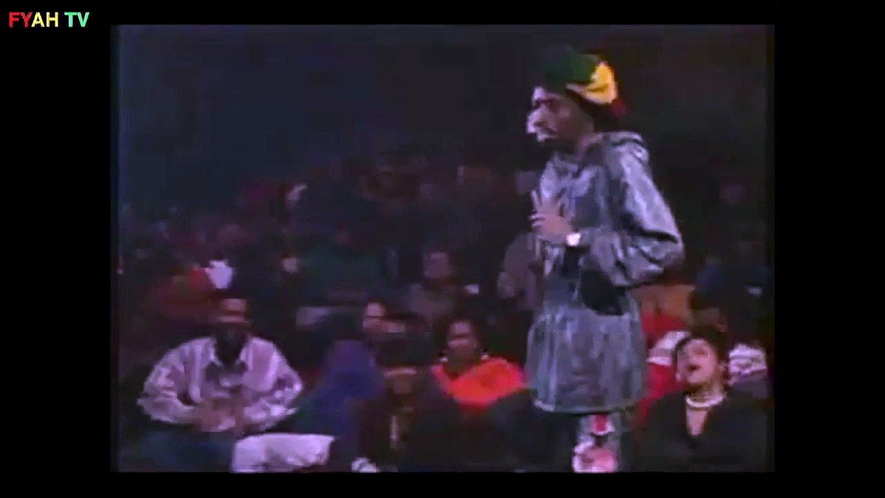 Eddie Griffin - Def Comedy Jam S1E8 (92)