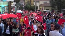Fener alayında 500 metre uzunluğunda Türk bayrağı