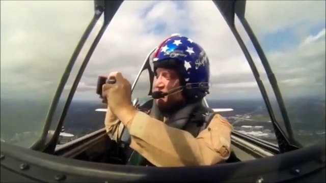 Prendre une photo en avion : mauvaise idée. Adieu smartphone!!!