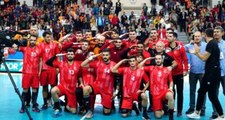 Olympiakos, asker selamı veren Durmuş Ali Tınkır'ın sözleşmesini feshetti!