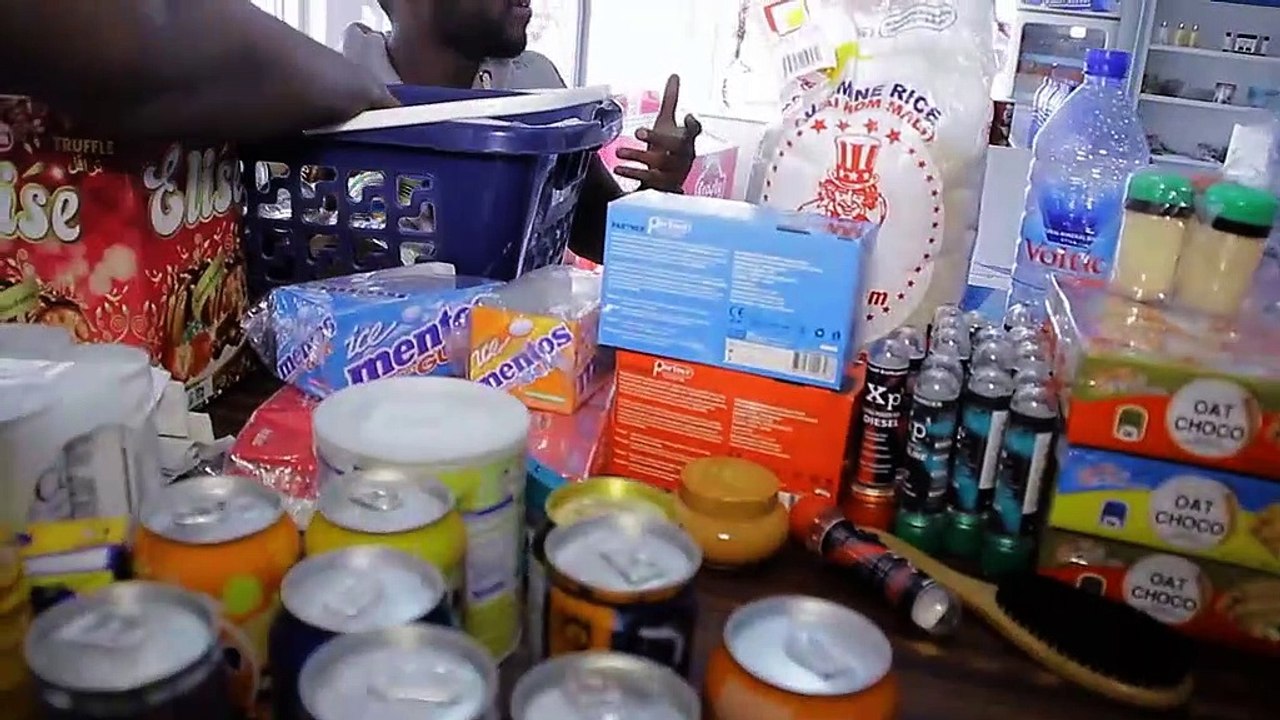 FINE BOY LOSHI SHOPING -SHOPPING SPREE