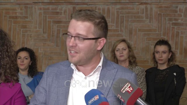 “Hylli i Dritës” rilind sërish, hapet ekspozita me botime të rralla të revistës