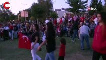 Antalya akşamını Cumhuriyet meşaleleri aydınlattı