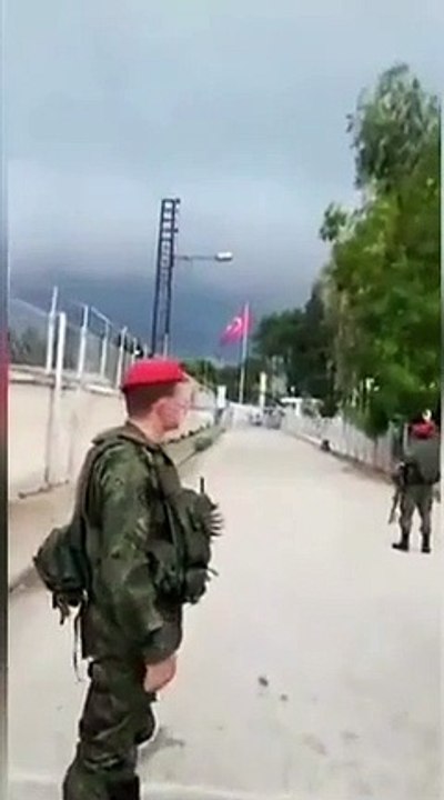 Azeri uyruklu Rus askeri Türk askerine "Gel gardaş" diye seslendi