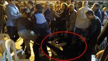 Selçuk'taki 29 Ekim kutlamalarında Belediye Başkanı'na saldırı