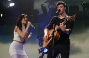 Shawn Mendes e Camila Cabello começaram a namorar sério há pucos meses