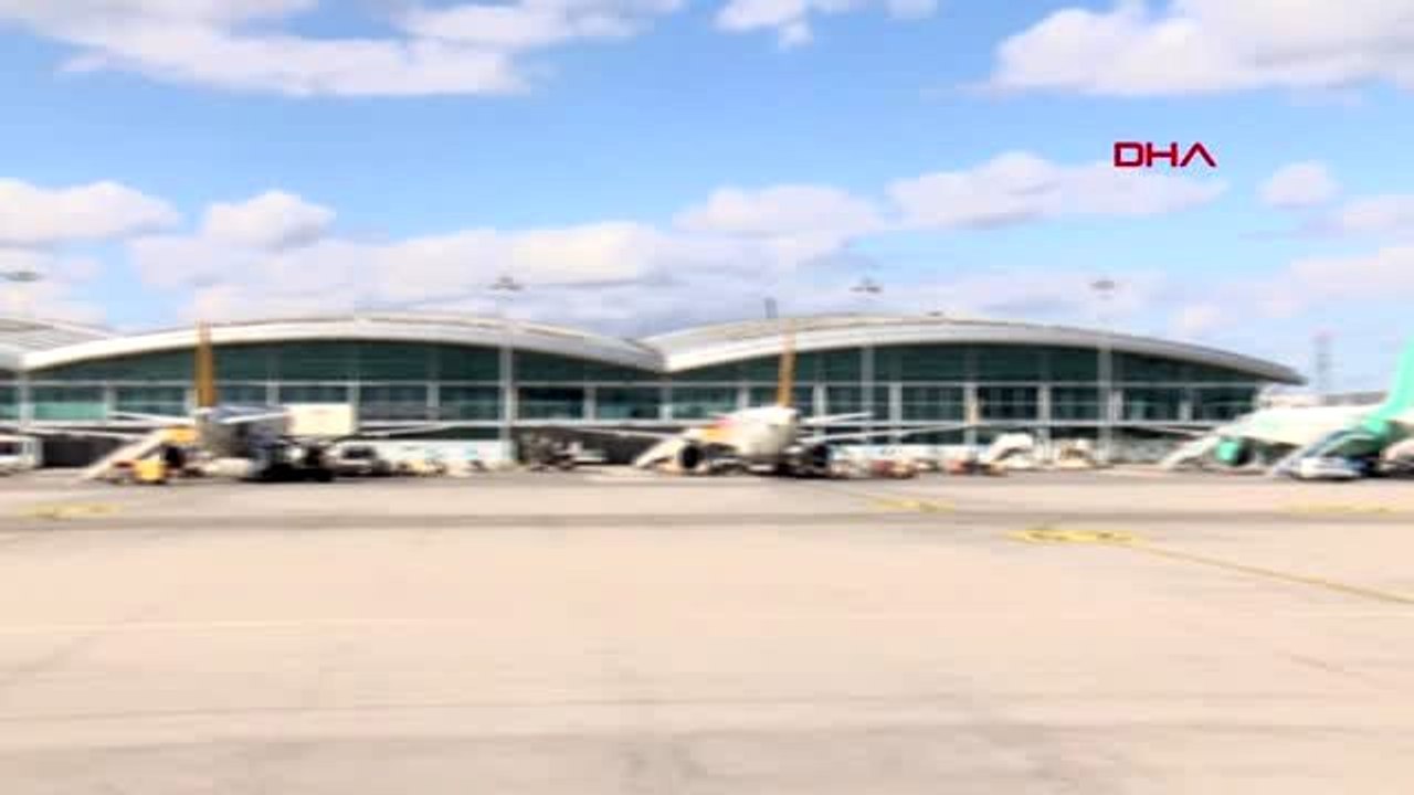 Pilot pist başından tilki geçti