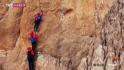 Erzincan'da "Via Ferrata" parkuru ile sarp kayalıklara tırmanış