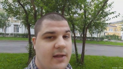 That's my window!  the inscription: "Glory to Ukraine". (Ukrainian: « Слава Україні »)