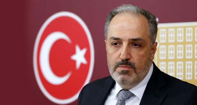 AK Parti'den istifa eden Mustafa Yeneroğlu'ndan yeni parti sorusuna yanıt: Kanaat belirtmek için erken