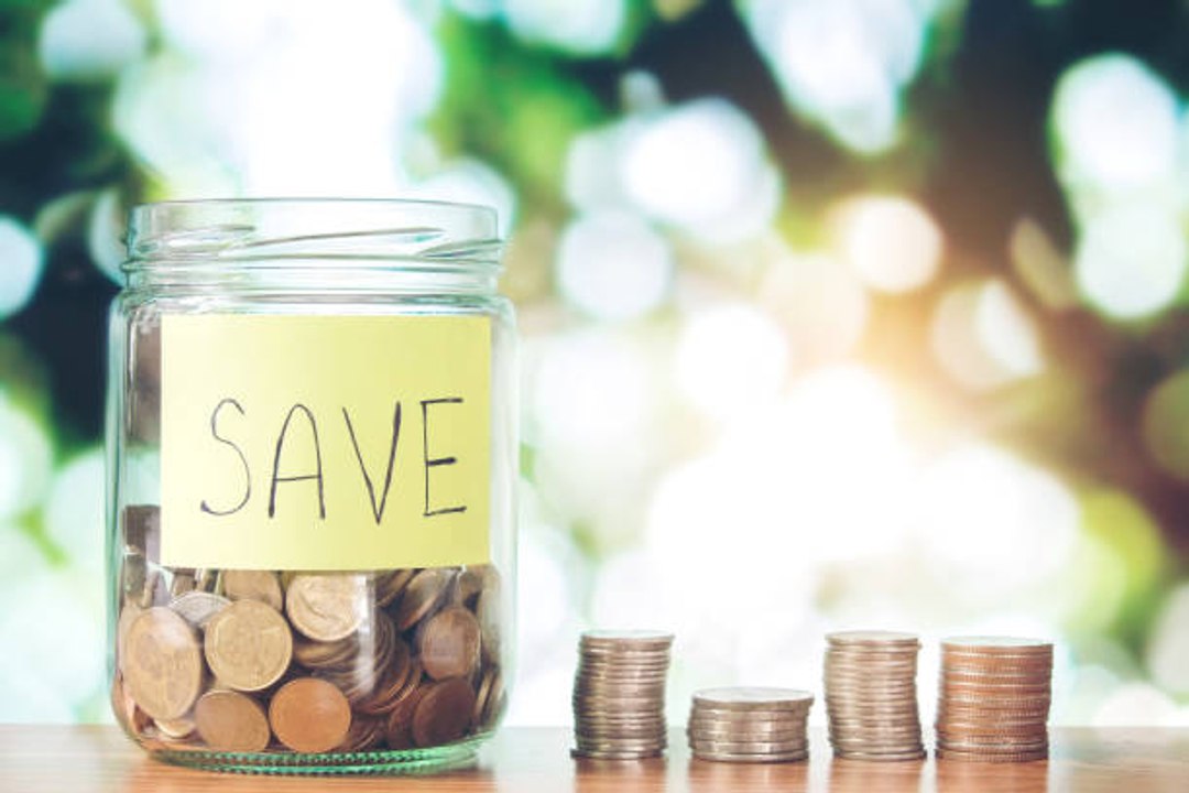 4 einfache Ideen, um bei der Arbeit Geld zu sparen