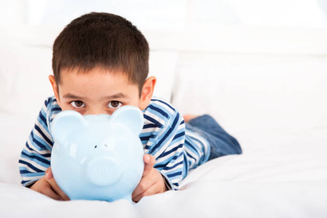 4 Geheimnisse für junge Menschen, um mit dem Sparen zu beginnen