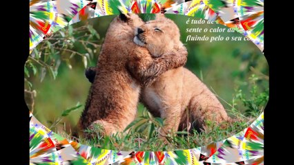 Receber o abraço de um amigo, você sente o calor da amizade! [Frases e Poemas]