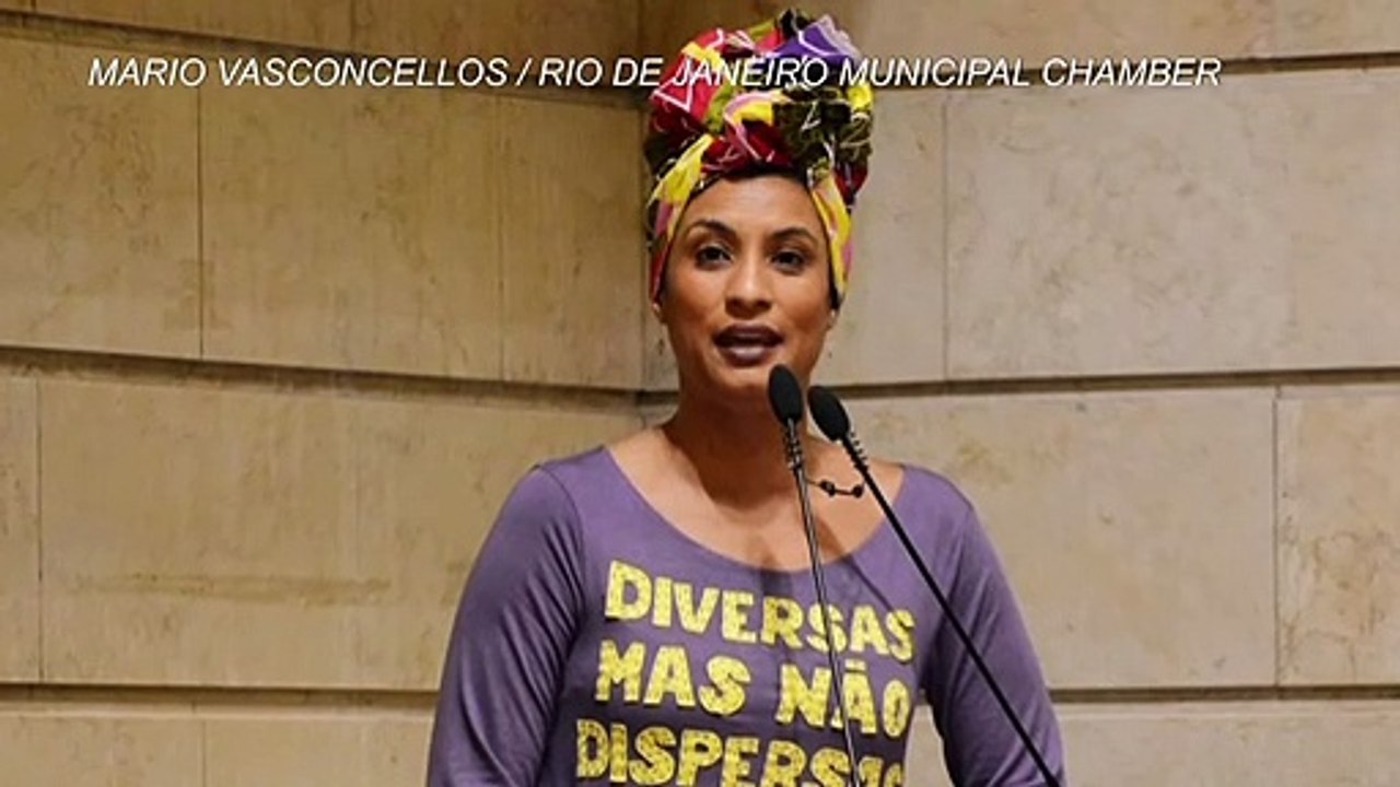 Bolsonaro, furioso, ataca a TV Globo por informe sobre caso de concejal asesinada