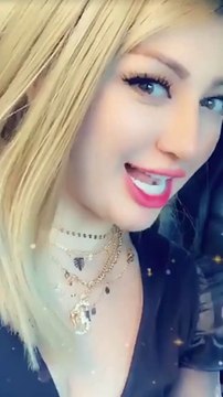 Sultana Siham with her girlfriend أجيو فطرو معاناسلطانة سهام و صديقتها في مراكش حمزة مون بيبي