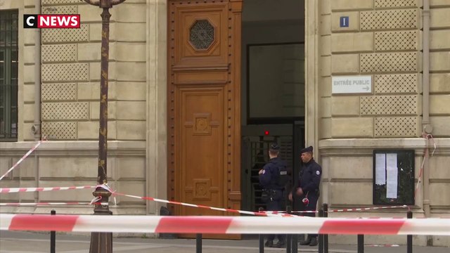 Radicalisation : 7 policiers désarmés depuis l'attaque de la préfecture, 33 signalements