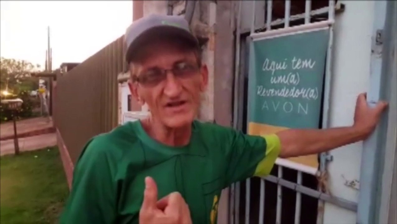 Moradores cobram providências da Prefeitura quanto à caso de idoso que tem necessidades especiais