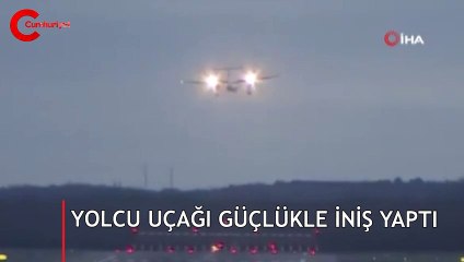 Almanya'da fırtına: Uçak, güçlükle iniş yaptı