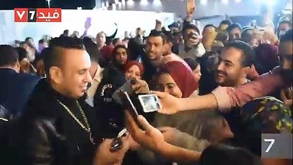 الليثى يرفع شعار كامل العدد بحفل أبو ظبى