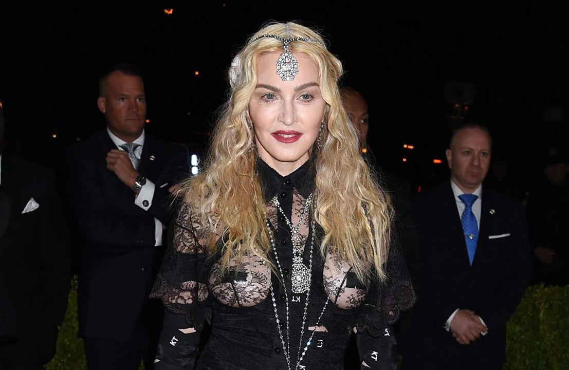 Madonna mette in guardia Harry e Meghan: 'Non trasferitevi in Canada'