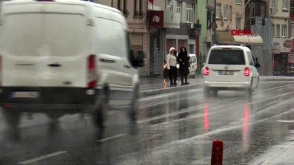 İstanbul-istanbul'da gökgürültülü sağanak yağmur