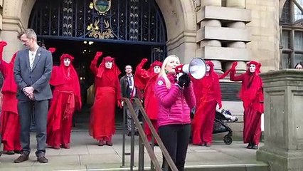 Extinction Rebellion distrupts Sheffield City Council