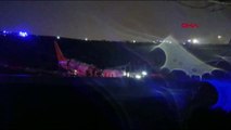 İstanbul sabiha gökçen havaalanı uçak pisten çıktı