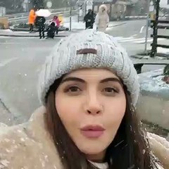 Nida Yasir Enjoying Snow In Switzerland